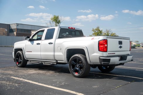 Used 2018 Chevrolet Silverado 1500 LT w/ Redline Edition image 11