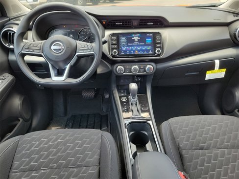 New 2024 Nissan Kicks SV image 17