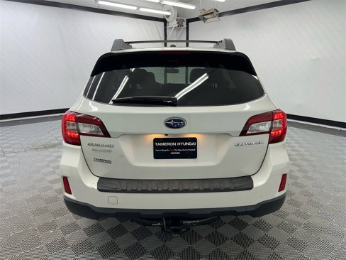 Used 2015 Subaru Outback 2.5i Limited image 4