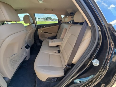 Used 2018 Hyundai Tucson SEL Plus image 12
