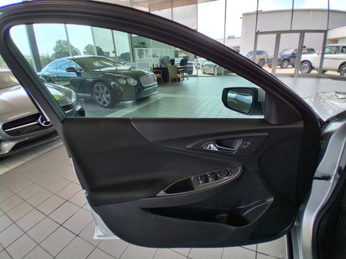 Used 2021 Chevrolet Malibu RS image 14