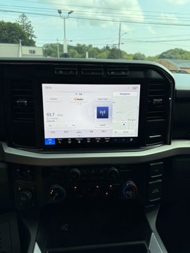 Used 2024 Ford F250 XLT w/ Black Appearance Package image 17