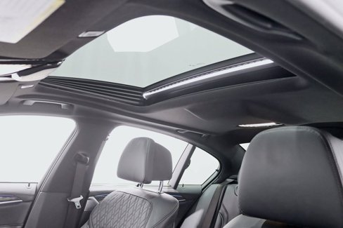 Used 2019 BMW M550i xDrive w/ Premium Package image 25