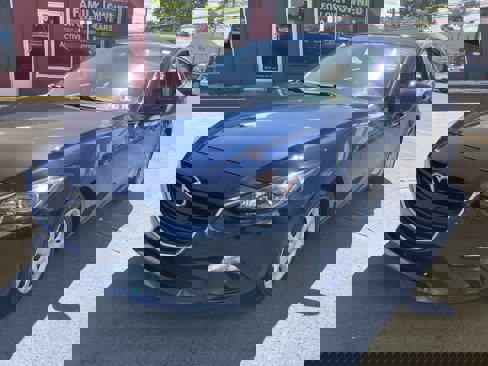 Used 2016 MAZDA MAZDA3 i Sport image 3