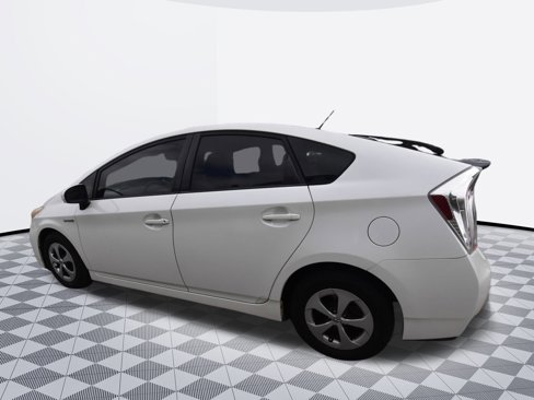 Used 2013 Toyota Prius Two image 6