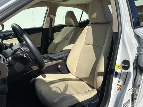 Used 2014 Lexus IS 250 image 10