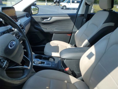 Used 2021 Ford Escape SEL image 5