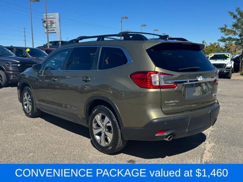 Used 2024 Subaru Ascent Premium w/ Convenience Package image 3