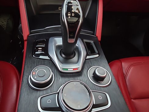 Used 2021 Alfa Romeo Stelvio Sprint w/ Sun & Sound Package image 59
