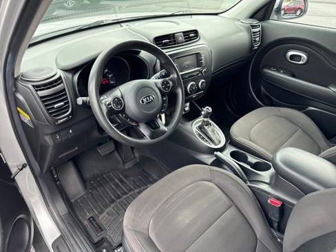 Used 2017 Kia Soul w/ Convenience Package image 9