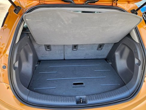 Used 2017 Chevrolet Bolt LT image 6