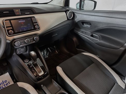 Used 2021 Nissan Versa SV image 21