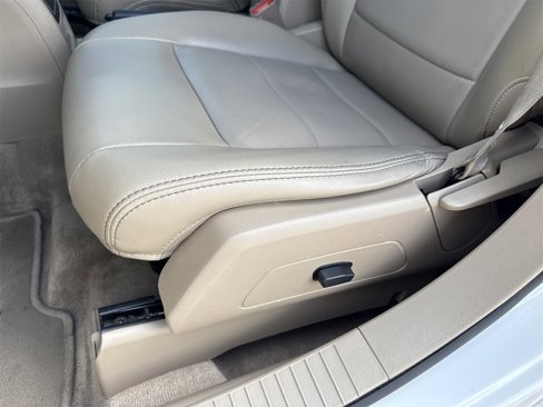 Used 2017 Jeep Patriot High Altitude image 15