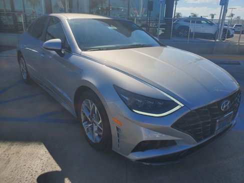 Used 2023 Hyundai Sonata SEL image 3