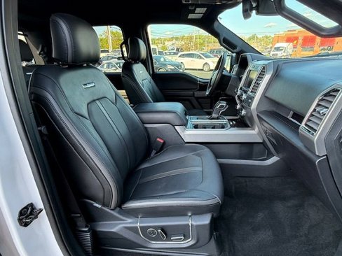Used 2015 Ford F150 Platinum w/ Equipment Group 701A Luxury image 16