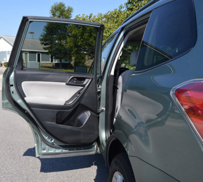 Used 2015 Subaru Forester 2.5i Premium w/ All-Weather Package image 14