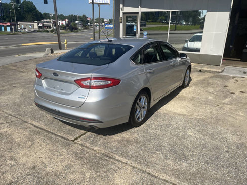 Used 2014 Ford Fusion SE image 7