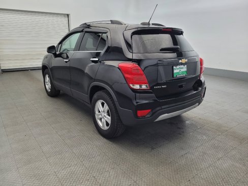 Used 2019 Chevrolet Trax LT w/ LT Convenience Package image 5