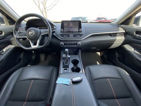 Used 2022 Nissan Altima 2.5 SR image 12