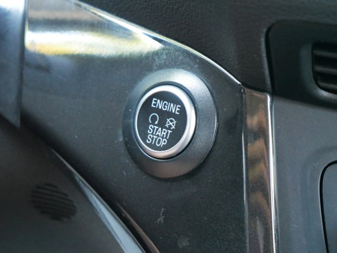 Used 2017 Ford Escape Titanium image 9