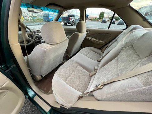Used 2001 Nissan Sentra GXE image 19