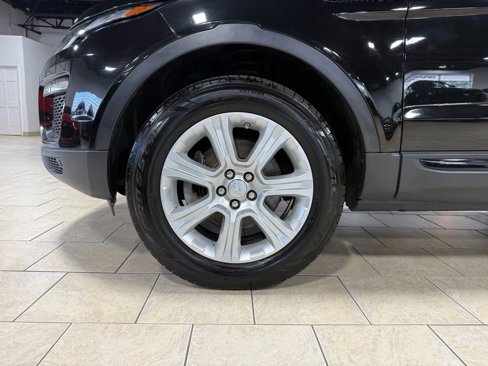 Used 2016 Land Rover Range Rover Evoque SE Premium image 36