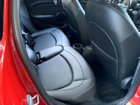 Used 2015 MINI Cooper 4-Door Hardtop image 21