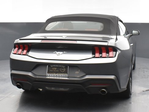 Used 2024 Ford Mustang Premium image 23