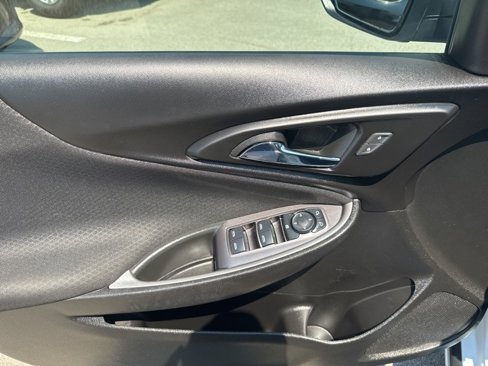 Used 2023 Chevrolet Malibu LT image 15