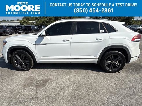Used 2020 Volkswagen Atlas Cross Sport SE image 1