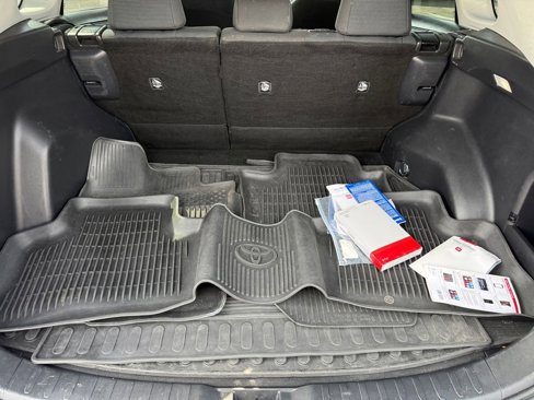 Certified 2022 Toyota RAV4 LE image 22