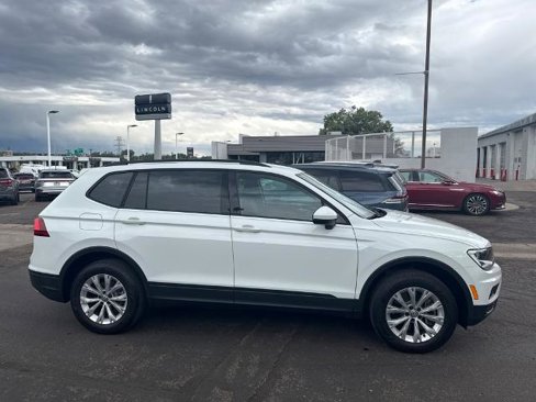Used 2020 Volkswagen Tiguan S image 4