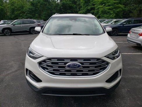 Used 2019 Ford Edge Titanium image 10