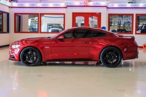 Used 2016 Ford Mustang GT Premium image 12