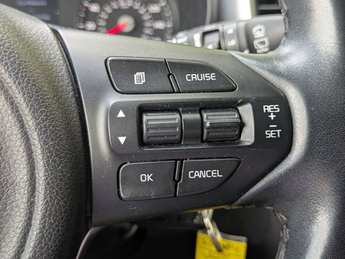 Used 2016 Kia Sorento EX image 17
