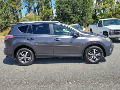 Used 2016 Toyota RAV4 XLE image 9