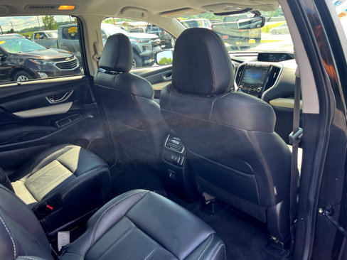 Used 2022 Subaru Ascent Limited image 27