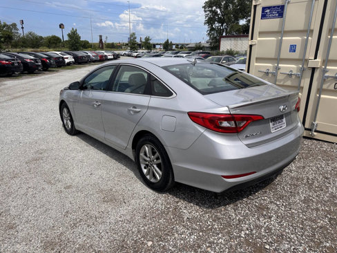 Used 2015 Hyundai Sonata SE image 8