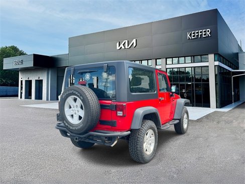 Used 2015 Jeep Wrangler Sport image 8
