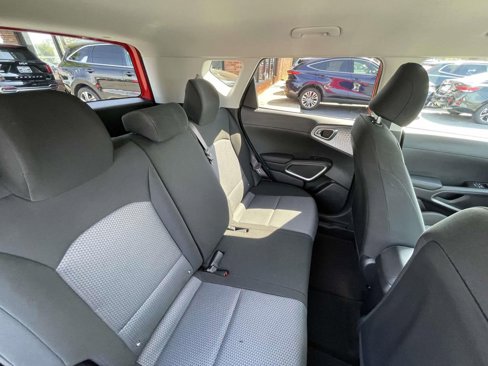 Certified 2024 Kia Soul LX w/ Option Group 015 image 18