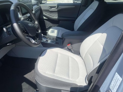 New 2025 Ford Escape Active image 10