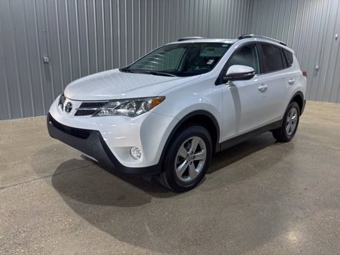 Used 2015 Toyota RAV4 XLE image 1