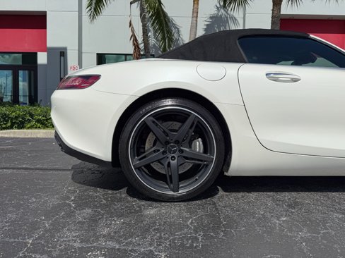 Used 2018 Mercedes-Benz AMG GT Roadster image 23