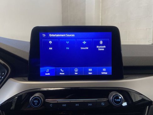 Used 2020 Ford Escape SEL image 19