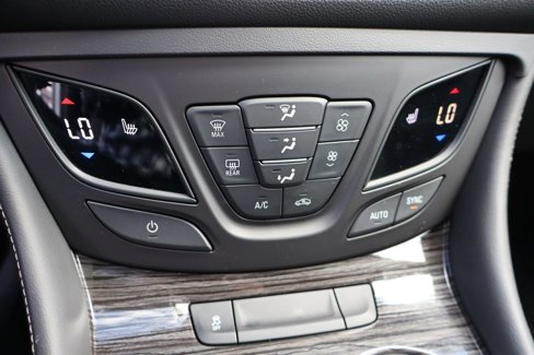 Used 2017 Buick Envision Essence image 21