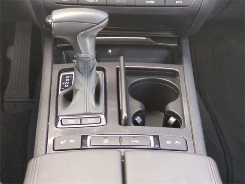 Used 2018 Genesis G80 3.8 w/ Option Group 02 image 17