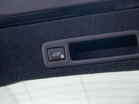 Used 2018 Lexus RX 450h AWD w/ Luxury Package image 31