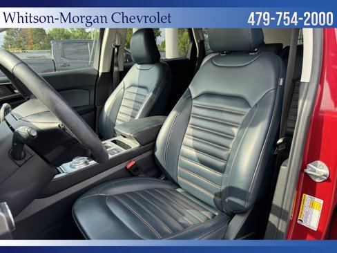 Used 2022 Ford Edge SEL w/ Sport Appearance Package image 9