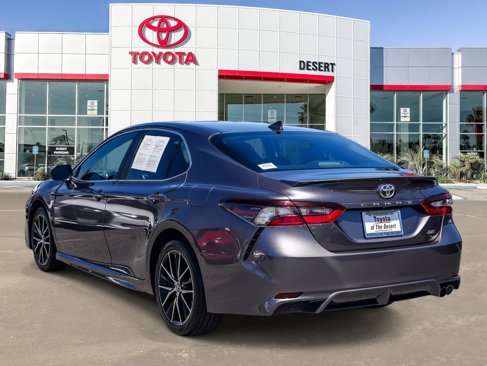 Used 2023 Toyota Camry SE image 5