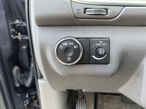 Used 2013 Chevrolet Traverse LS image 24